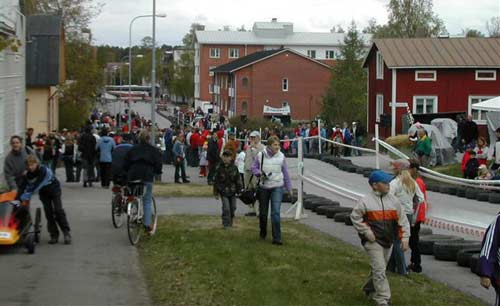 Tävlingsbanan gick längs Borgaregatan.