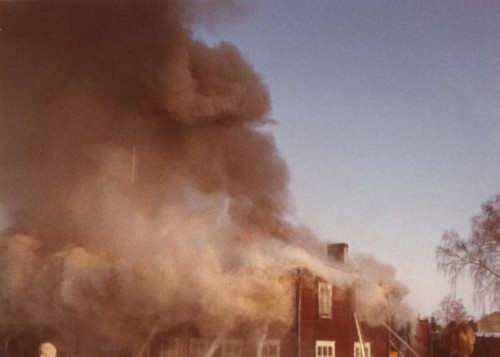 Karleborg brinner den 8 april 1970.