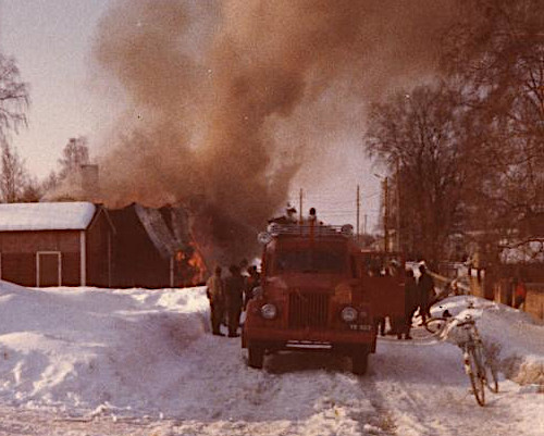 Karleborg brinner den 8 april 1970.