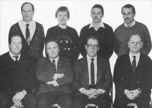 Klubbens huvudstyrelse 1988—89. Stående fr.v. Jan-Erik Wik, Sonja Renvall (suppl.), Heino Sundberg och Boris Mattsson. Sittande: Henry Blomqvist, Börje Nygård, v. ordf. Bjarne Lundqvist, ordförande och John Strang, kassör.