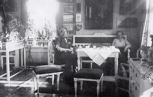 Josef Herler teaterinstruktör med glimten i ögat, sådan mången minns honom.