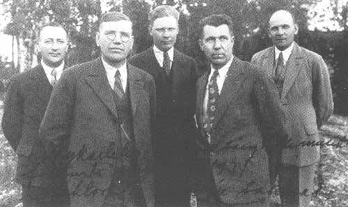 Förbundets styrelse 1934. Fr.v. Edvin Sarelin, John Sundkvist, Ragnar Hertsberg, Reinhold Blomqvist, Thure Granqvist. 