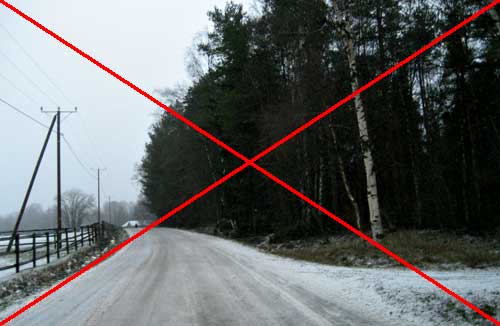 Galgbacken fanns INTE i skogsbacken till höger strax norr om Stall Åminne, utan på andra sidan vägen snett bakåt till vänster om fotografen.